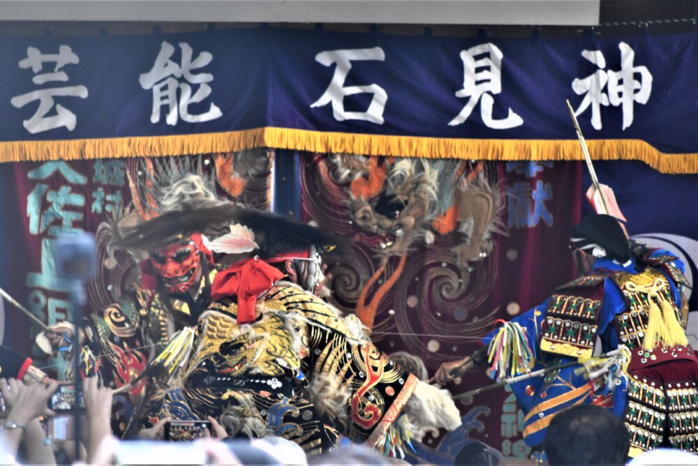 八坂神社・石見神楽「塵輪」　2022年7月16日　撮影：MKタクシー