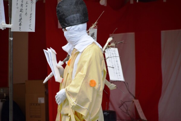 須賀神社の懸想文売り　2021年2月1日　撮影：MKタクシー