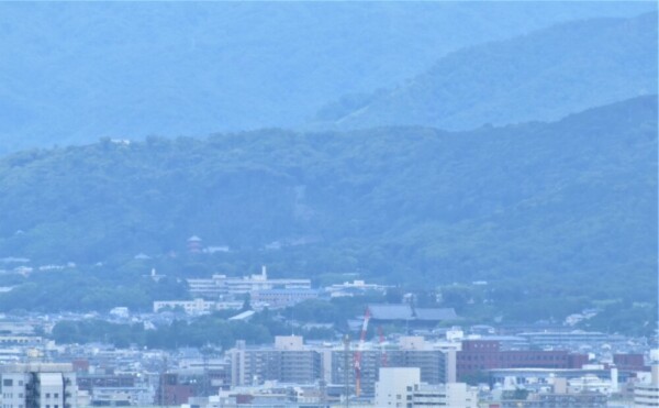 京都市南部クリーンセンター　さすてな展望台より東山方面遠望　2021年6月20日　撮影：MKタクシー