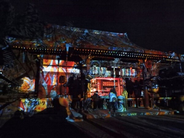 法輪寺の花灯路でのプロジェクションマッピング　2015年12月17日　撮影：MKタクシー