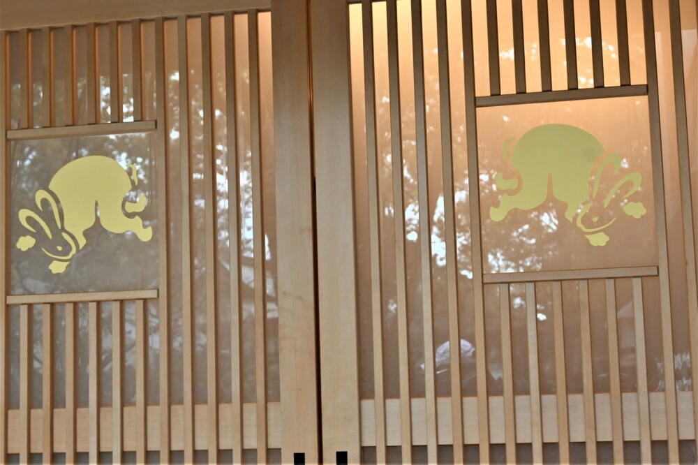岡崎神社の社務所　2022年12月31日　撮影：MKタクシー