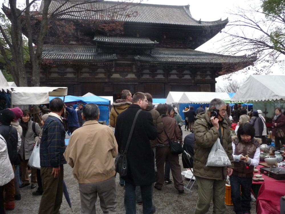 東寺の初弘法　2009年1月21日　撮影：MKタクシー