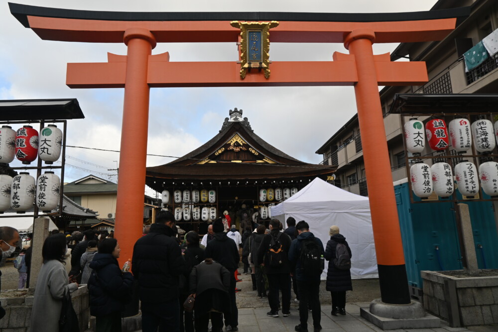 賑わいを見せる2024年の瀧尾神社　2024年1月7日　撮影：MKタクシー