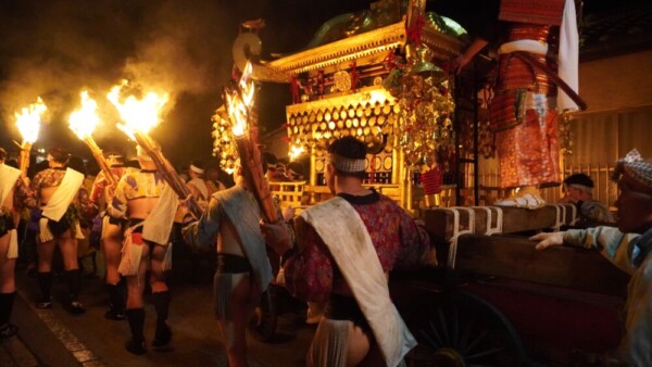 22：37　くらま温泉に向かって進む神輿　撮影：MKトラベル