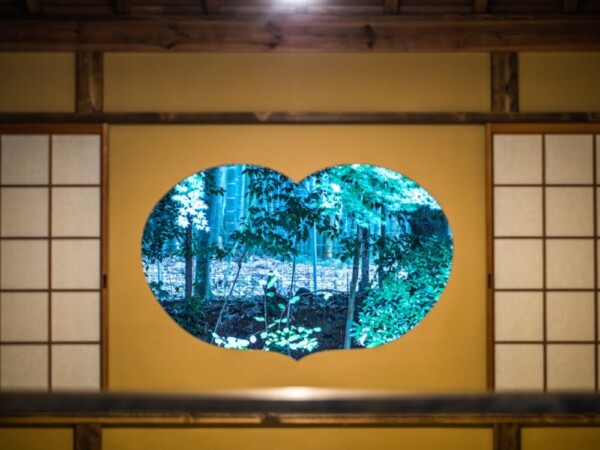 地蔵院竹の寺の猪目窓　2021年10月12日　撮影：MKタクシー